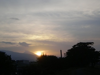 富士山と夕日.JPG